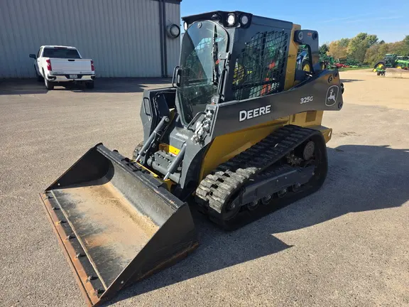 2025 John Deere 325G