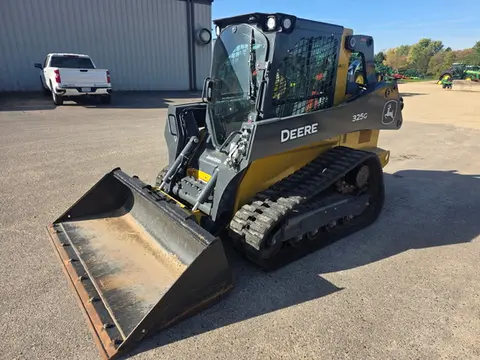 2025 John Deere 325G