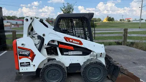 2021 Bobcat S590