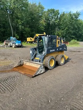 2023 John Deere 320G