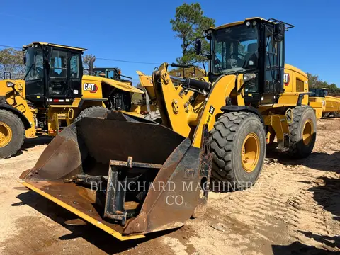 2022 Caterpillar 930M