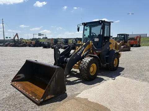 2020 John Deere 324L