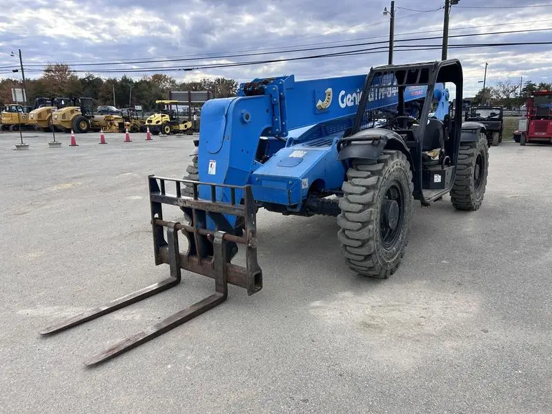 2016 Genie GTH844