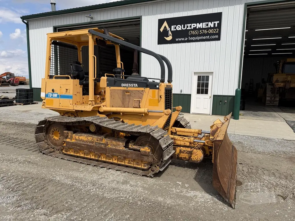 2007 Dressta TD9M