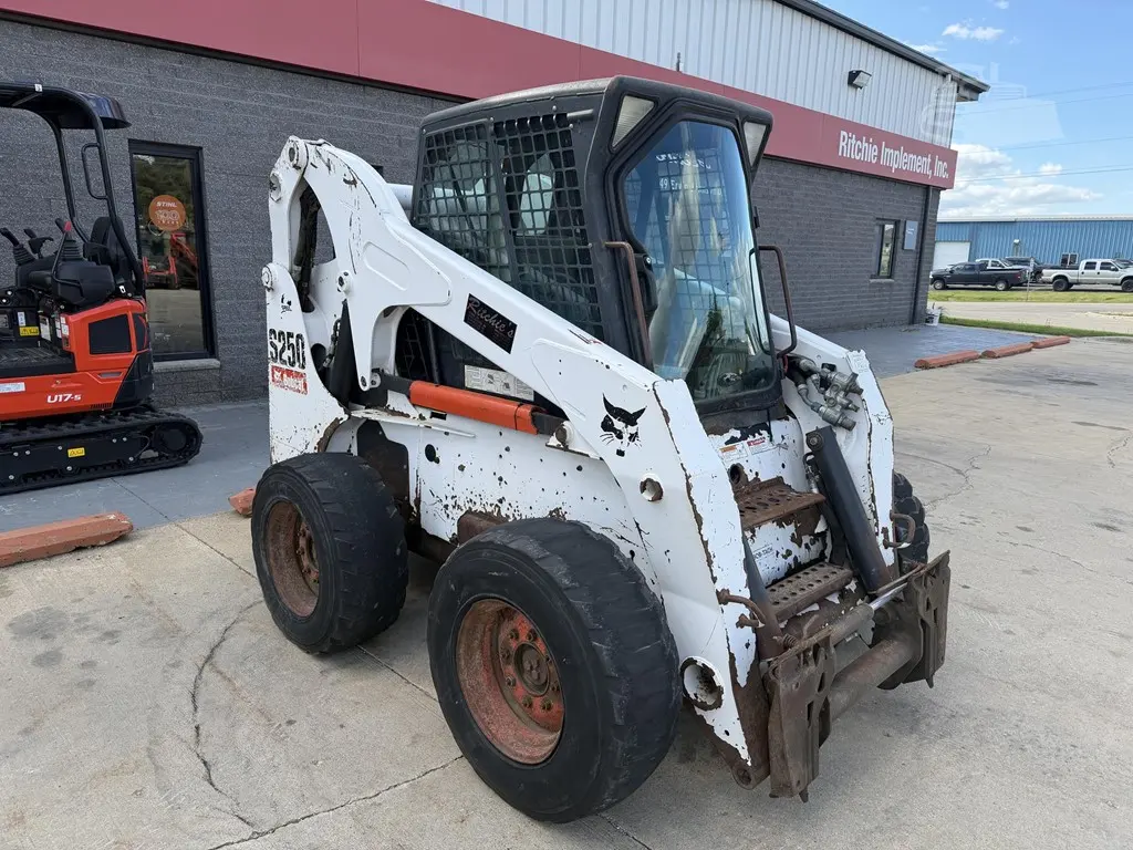 2009 Bobcat S250