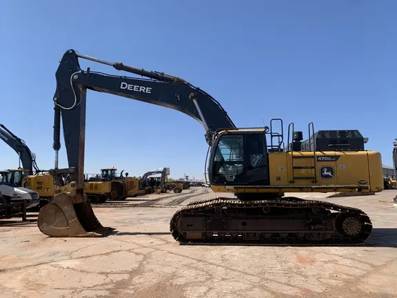 2022 John Deere 470G LC