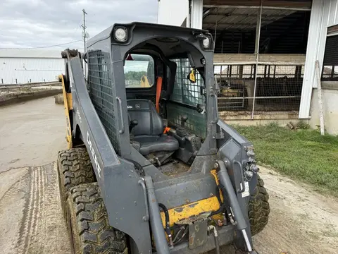 2024 John Deere 318G