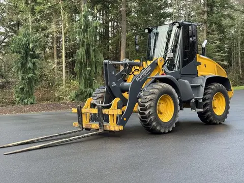 2024 John Deere 344P