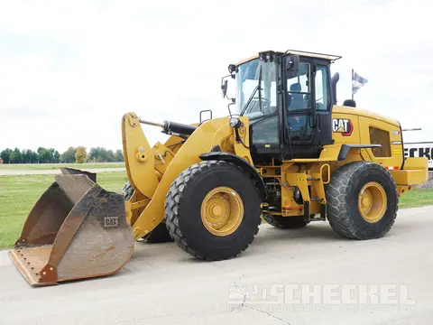2022 Caterpillar 938M