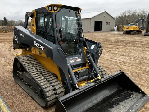 2023 John Deere 335P