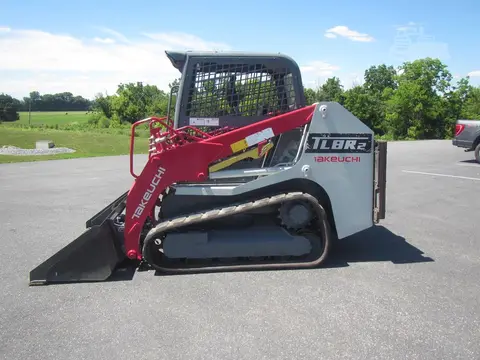 2023 Takeuchi TL8R2