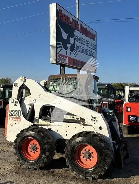 2009 Bobcat S330
