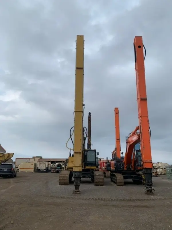 2019 Caterpillar 352 FL