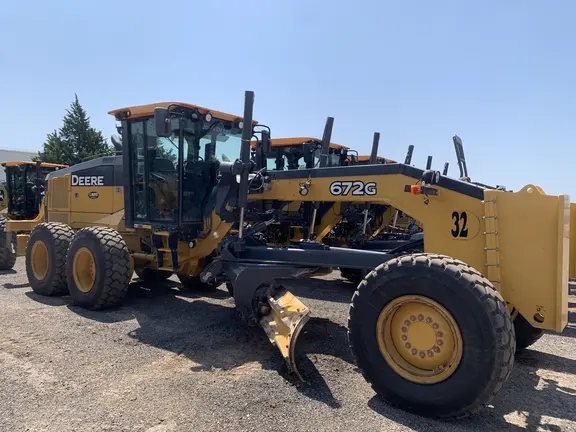 2019 John Deere 672G