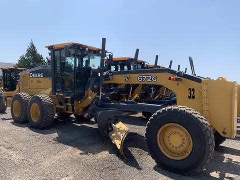 2019 John Deere 672G