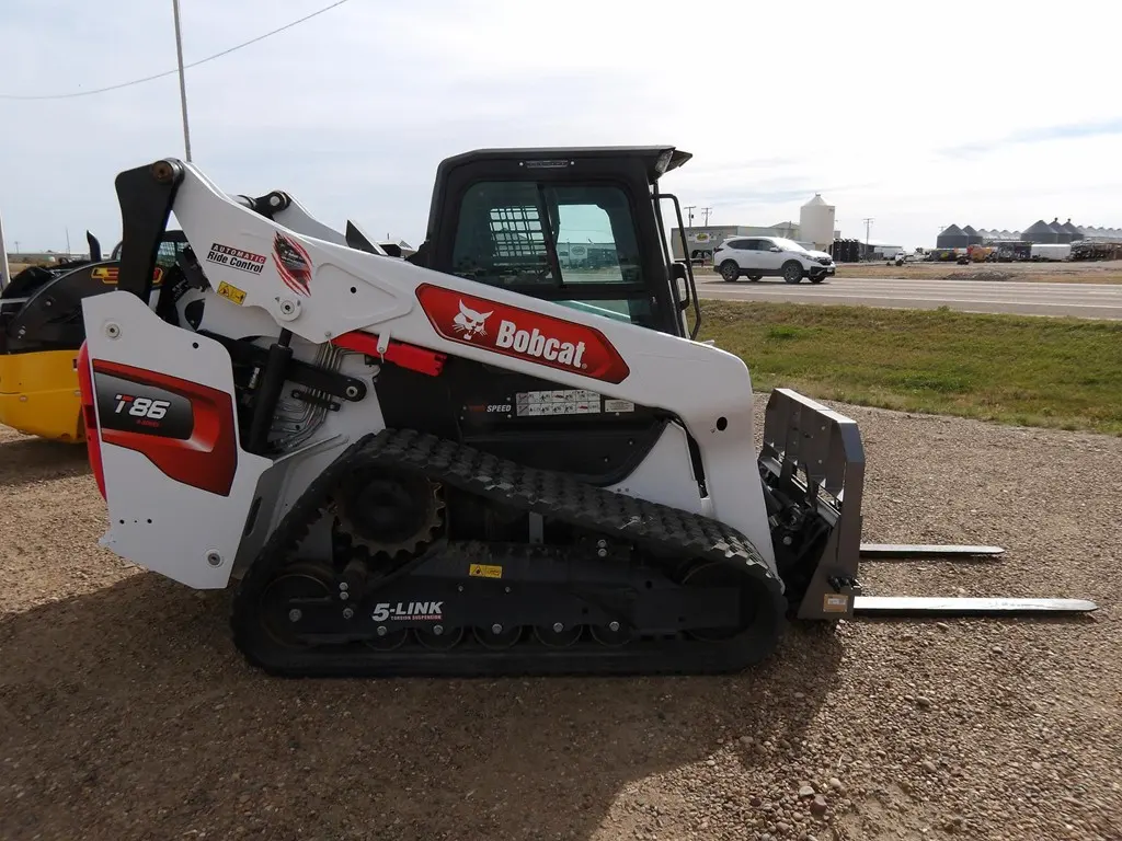 2025 Bobcat T86
