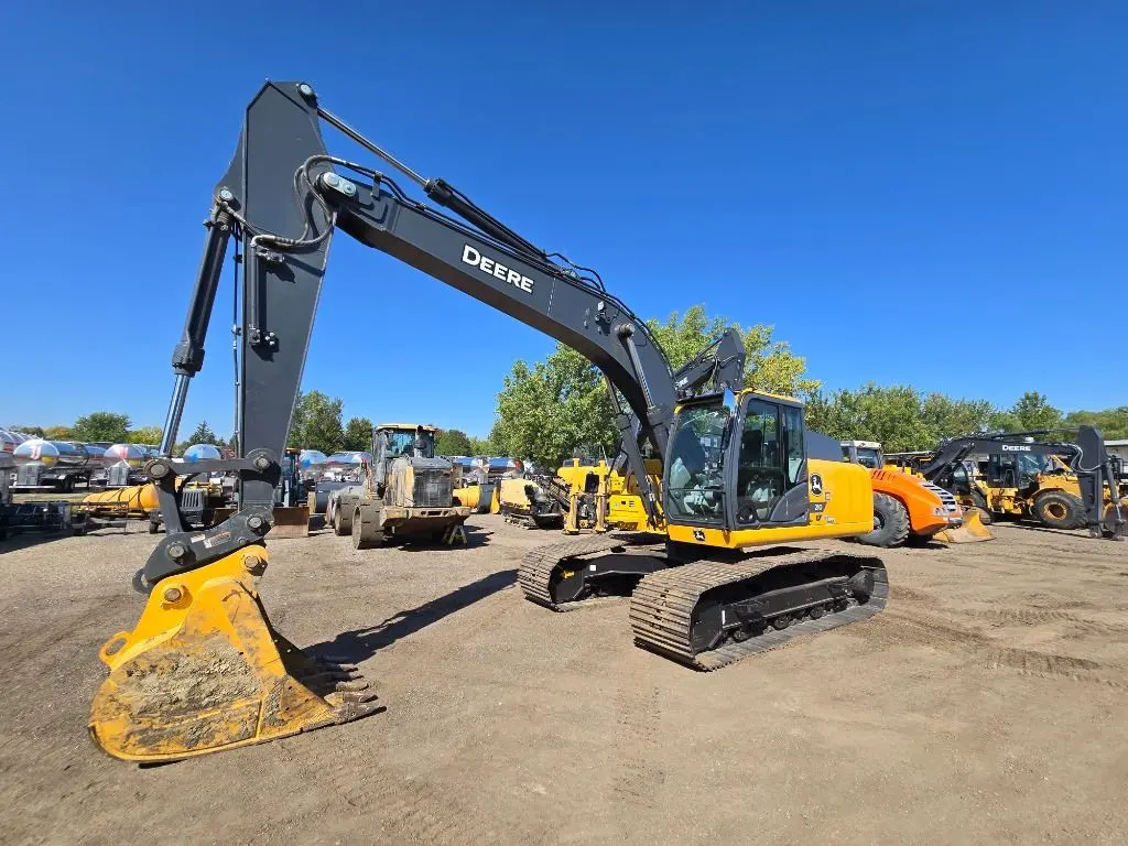2023 John Deere 210P