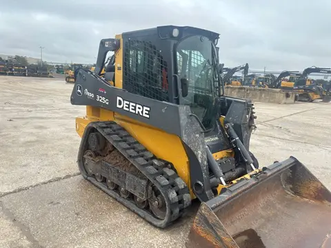 2019 John Deere 325G