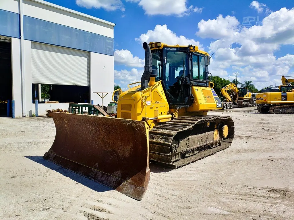 2024 Komatsu D51PX-24