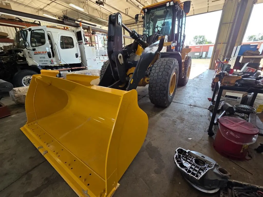 2024 John Deere 524P