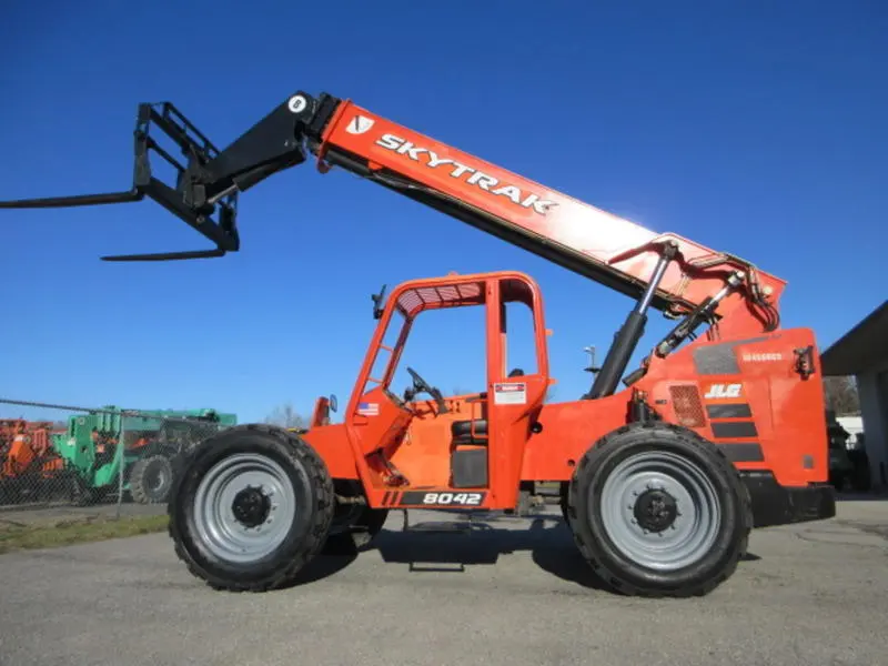 2016 SkyTrak 8042