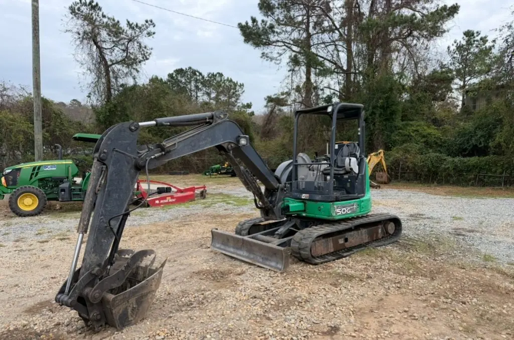2016 John Deere 50G