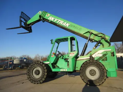 2014 SkyTrak 6042