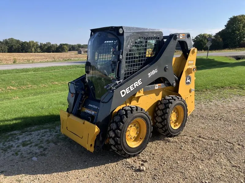 2020 John Deere 318G