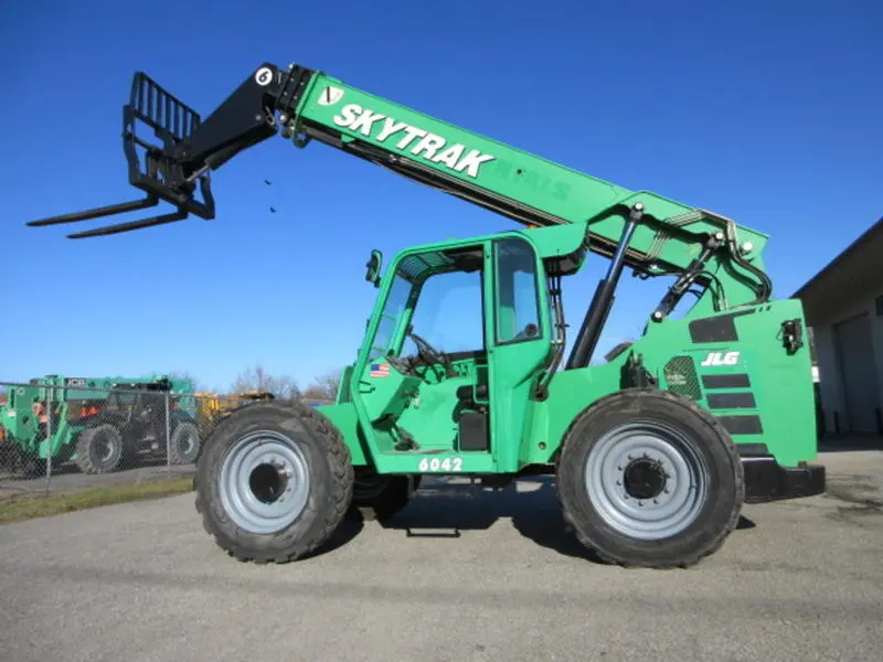 2016 SkyTrak 6042