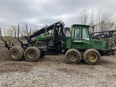 2006 John Deere 1110D
