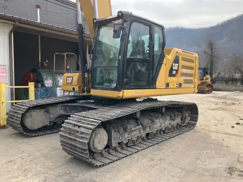 2019 Caterpillar 330