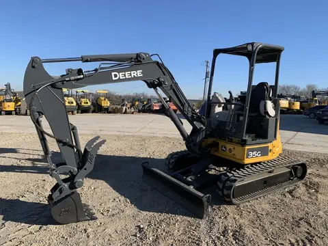 2013 John Deere 35G