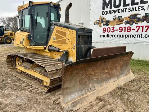 2021 John Deere 700L LGP
