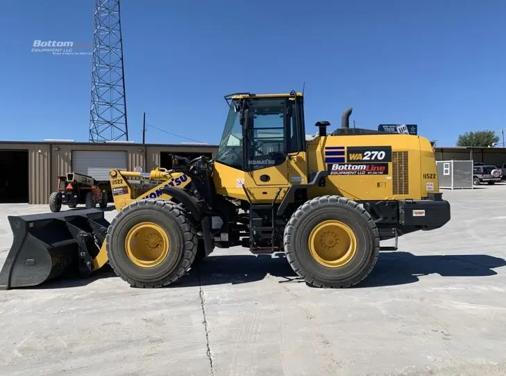 2022 Komatsu WA270-8