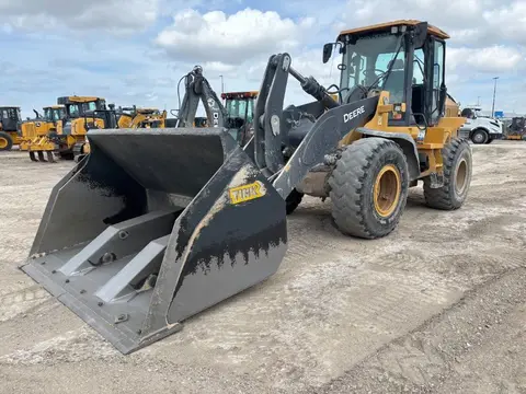 2020 John Deere 544L