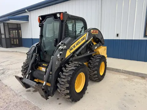 2015 New Holland L230