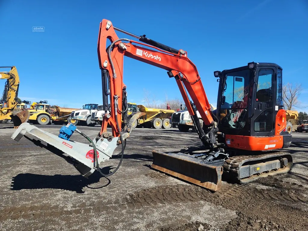 2022 Kubota KX040-4