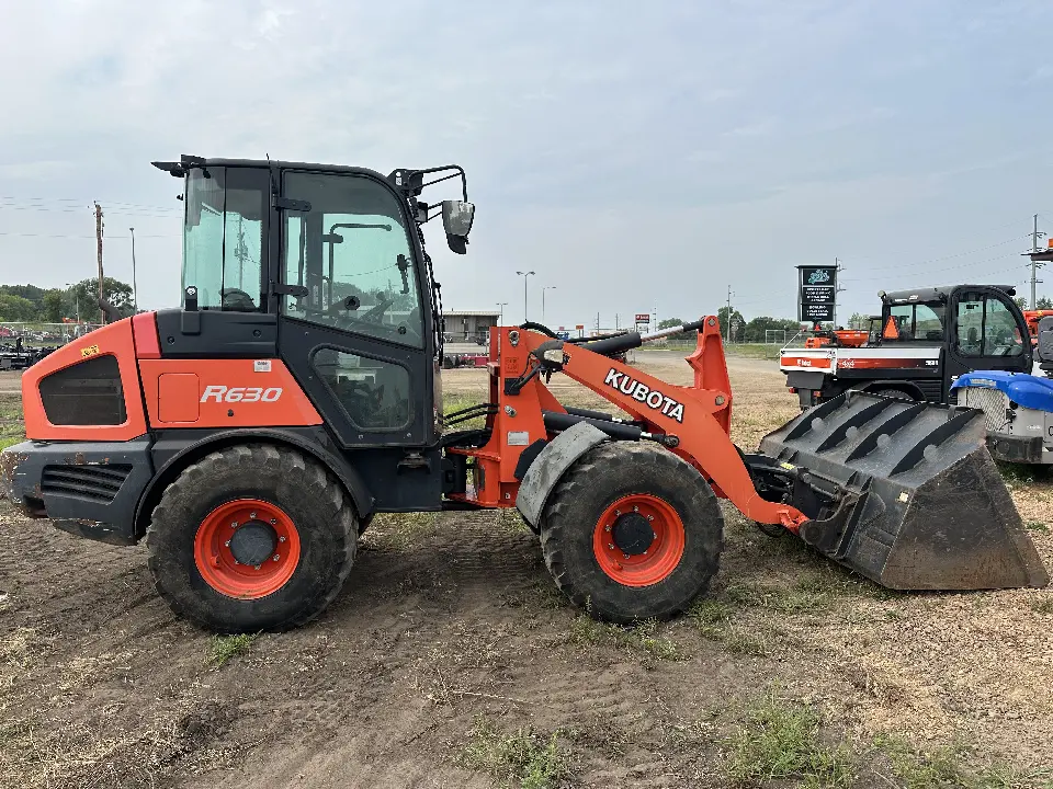 2017 Kubota R630