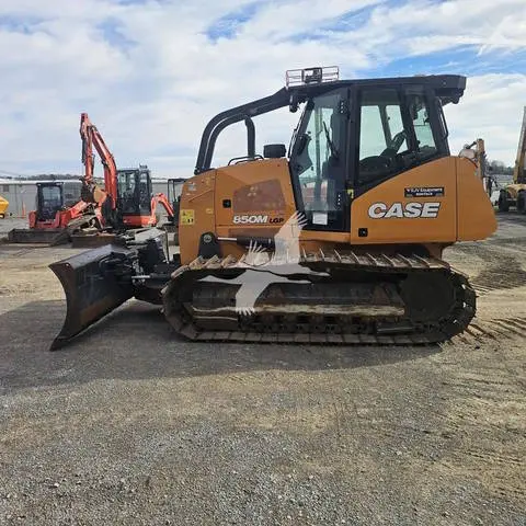 2024 Case M850M