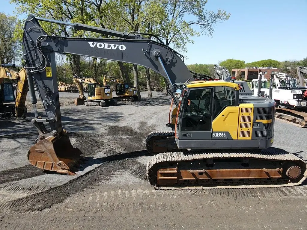 2022 Volvo ECR355EL