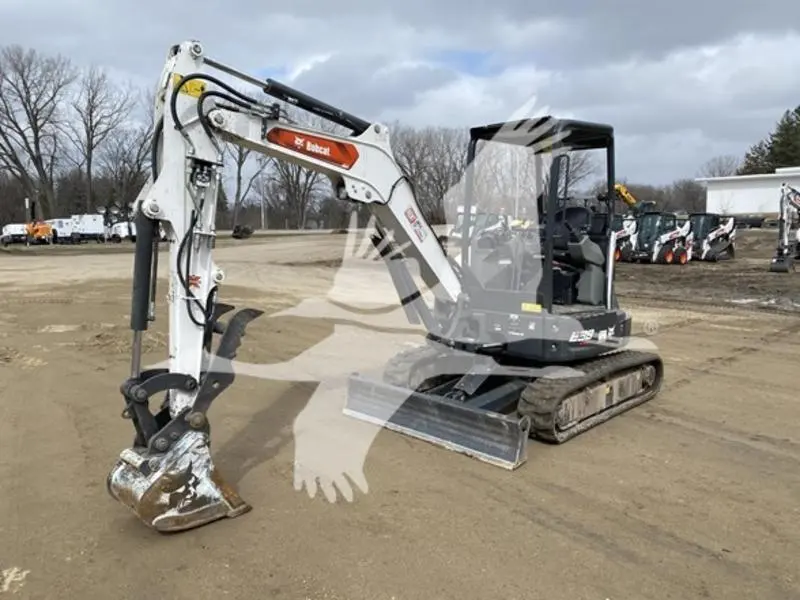 2024 Bobcat E38