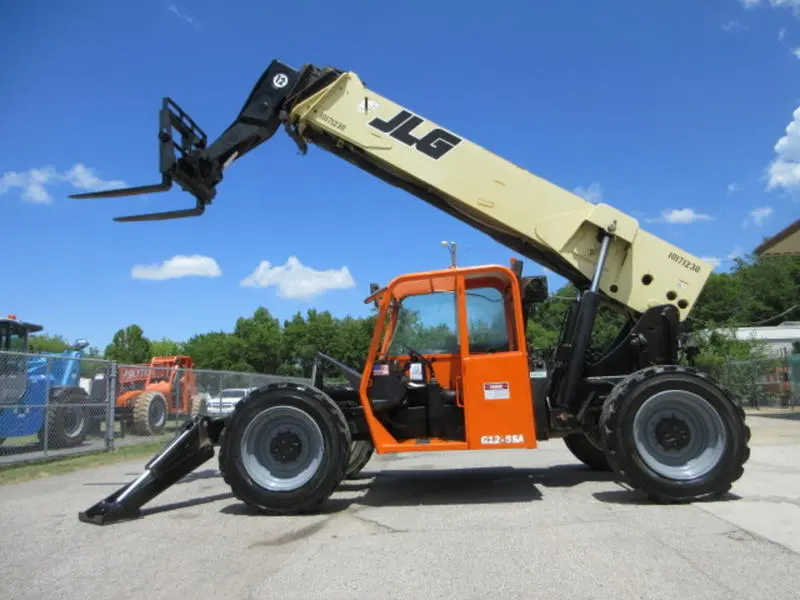 2015 JLG G12-55A