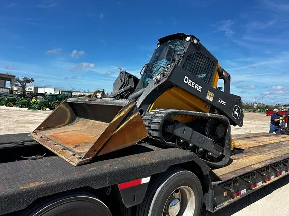 2025 John Deere 325G