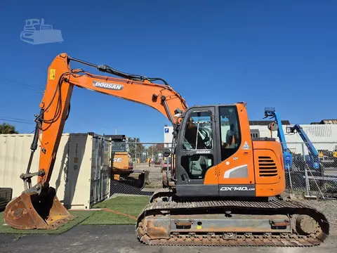 2017 Doosan DX140 LCR-5