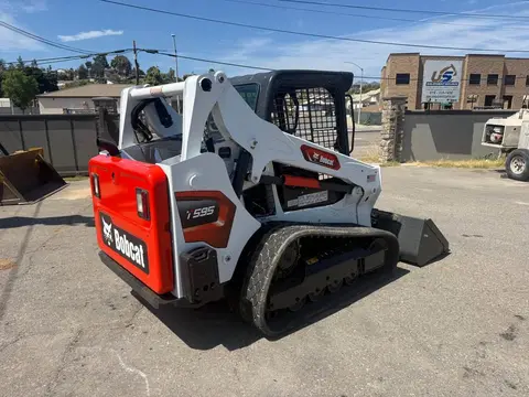 2022 Bobcat T595