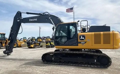 2024 John Deere 250P