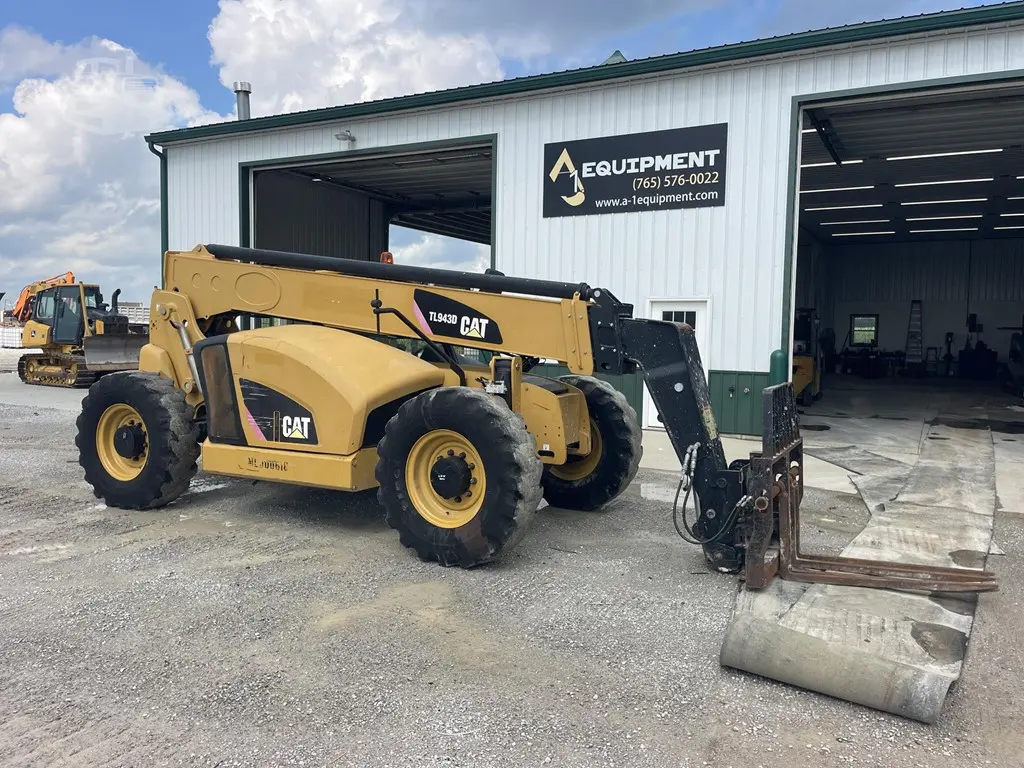 2018 Caterpillar TL943D