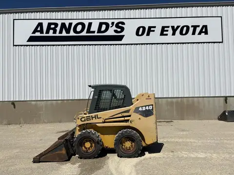 2007 Gehl 4840