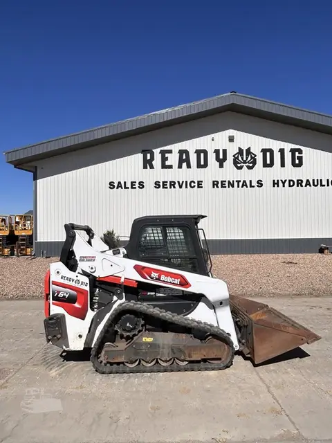 2021 Bobcat T64