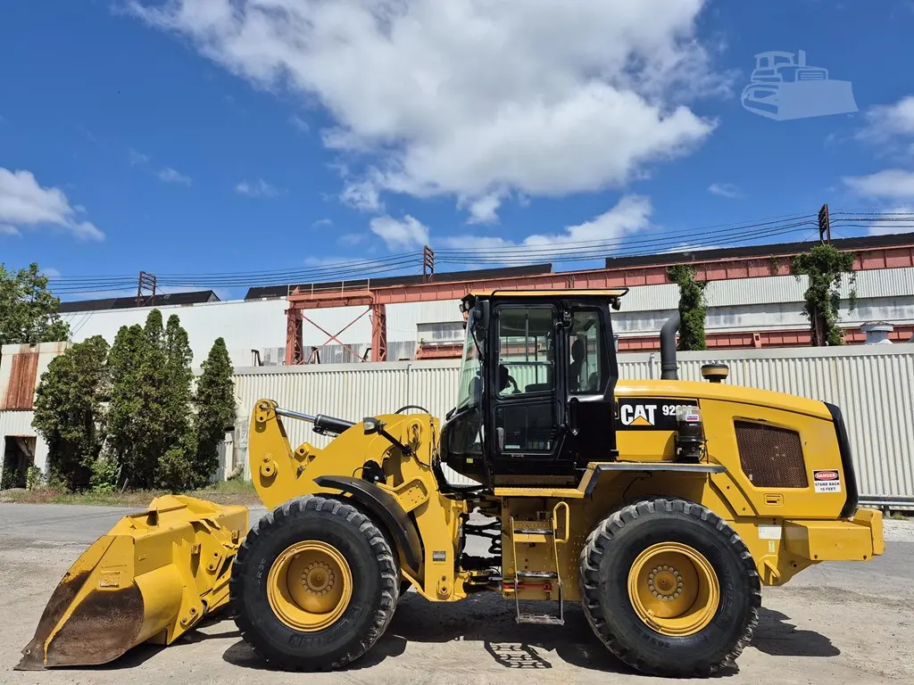 2017 Caterpillar 926M